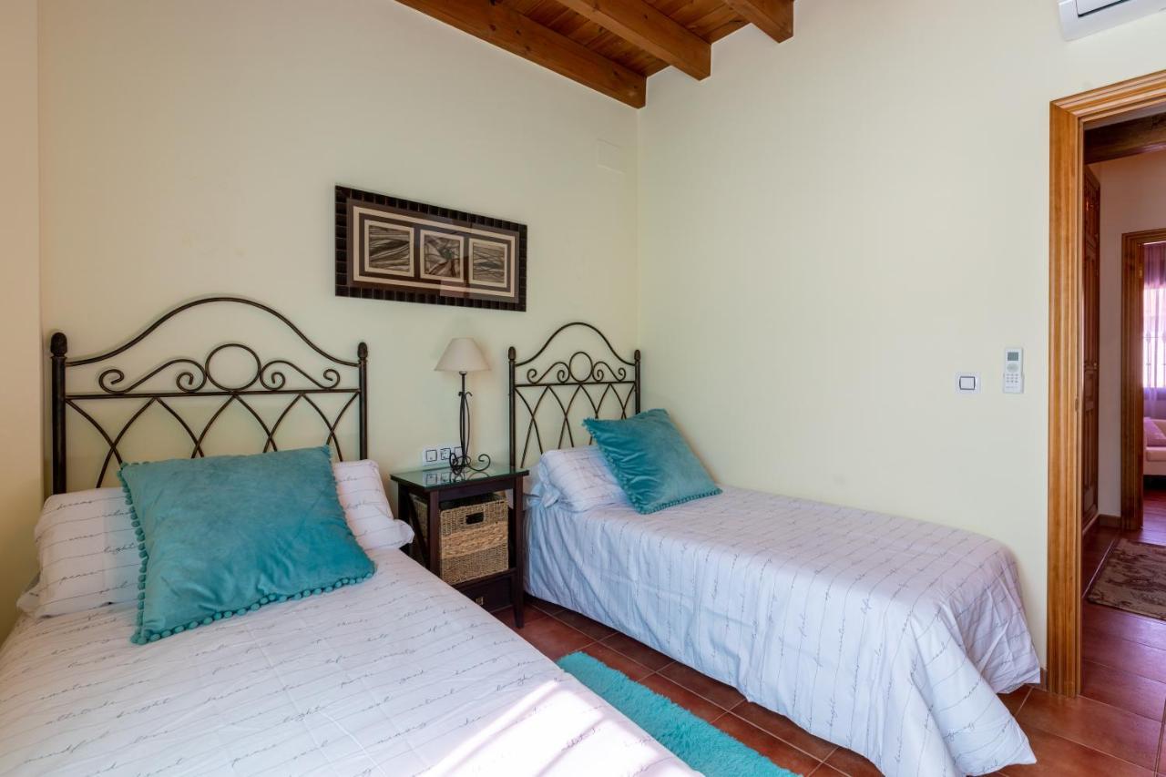 Vll Vivienda Rural A Puertas De Donana *